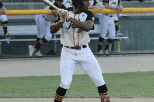 Tobs Fall Late in Tri City